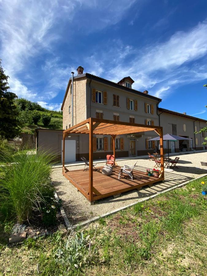 Il Noccioletto Bed and Breakfast Mombaruzzo Exteriör bild